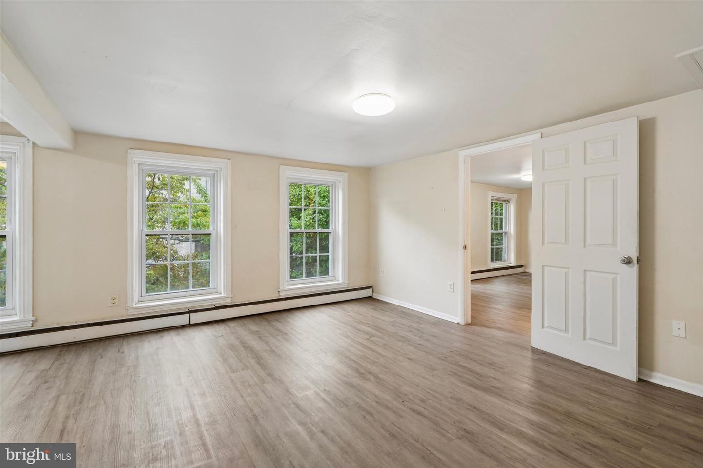 208 E Lincoln Hwy #2 Property Photo 5