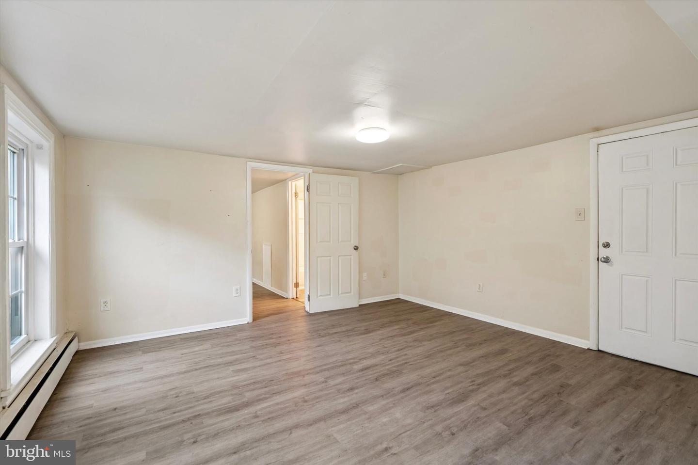 208 E Lincoln Hwy #2 Property Photo 10