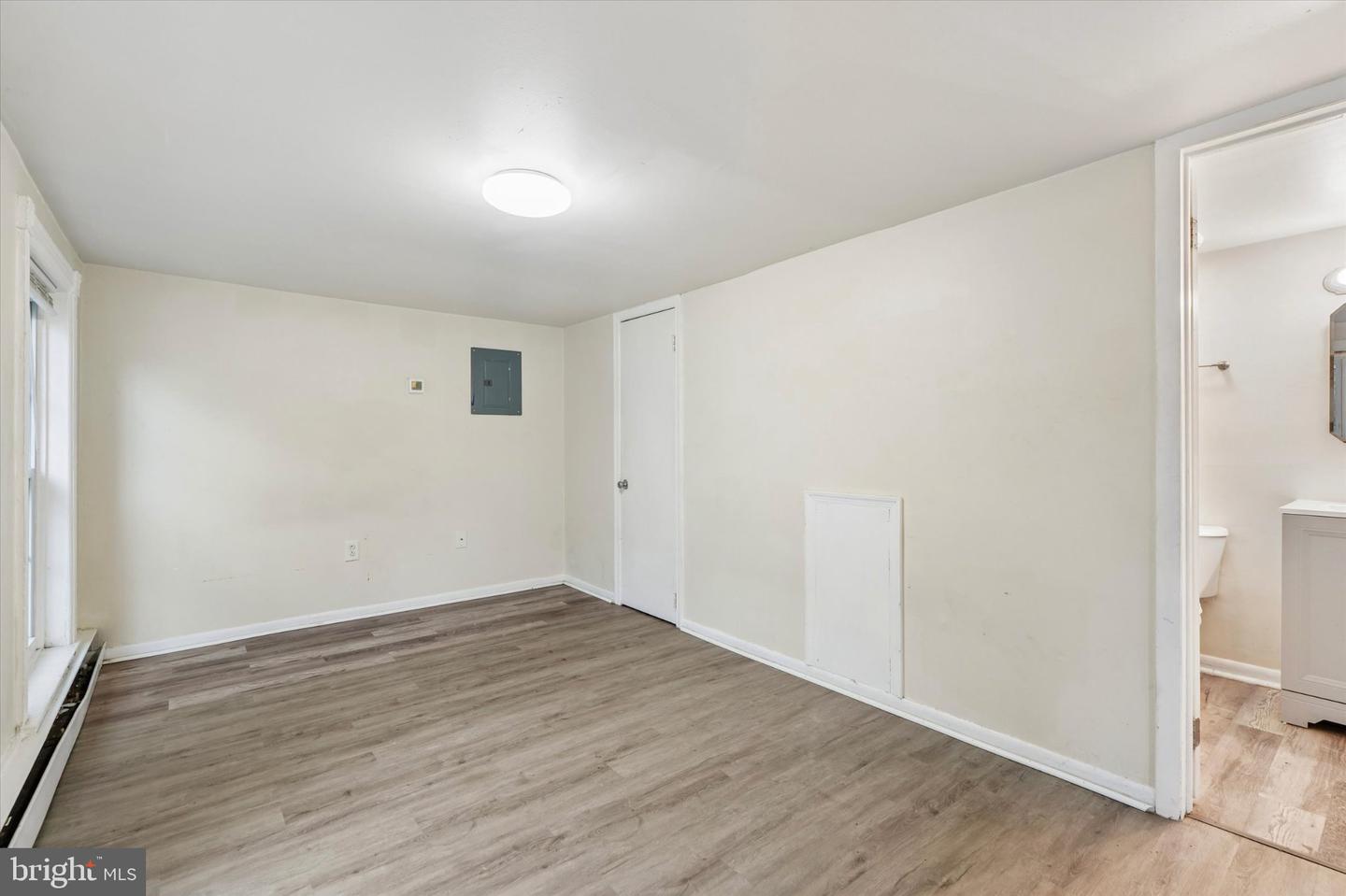 208 E Lincoln Hwy #2 Property Photo 12