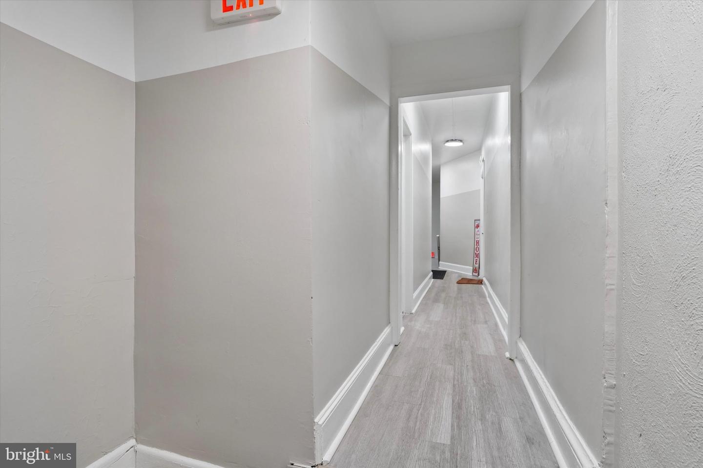 208 E Lincoln Hwy #2 Property Photo 16