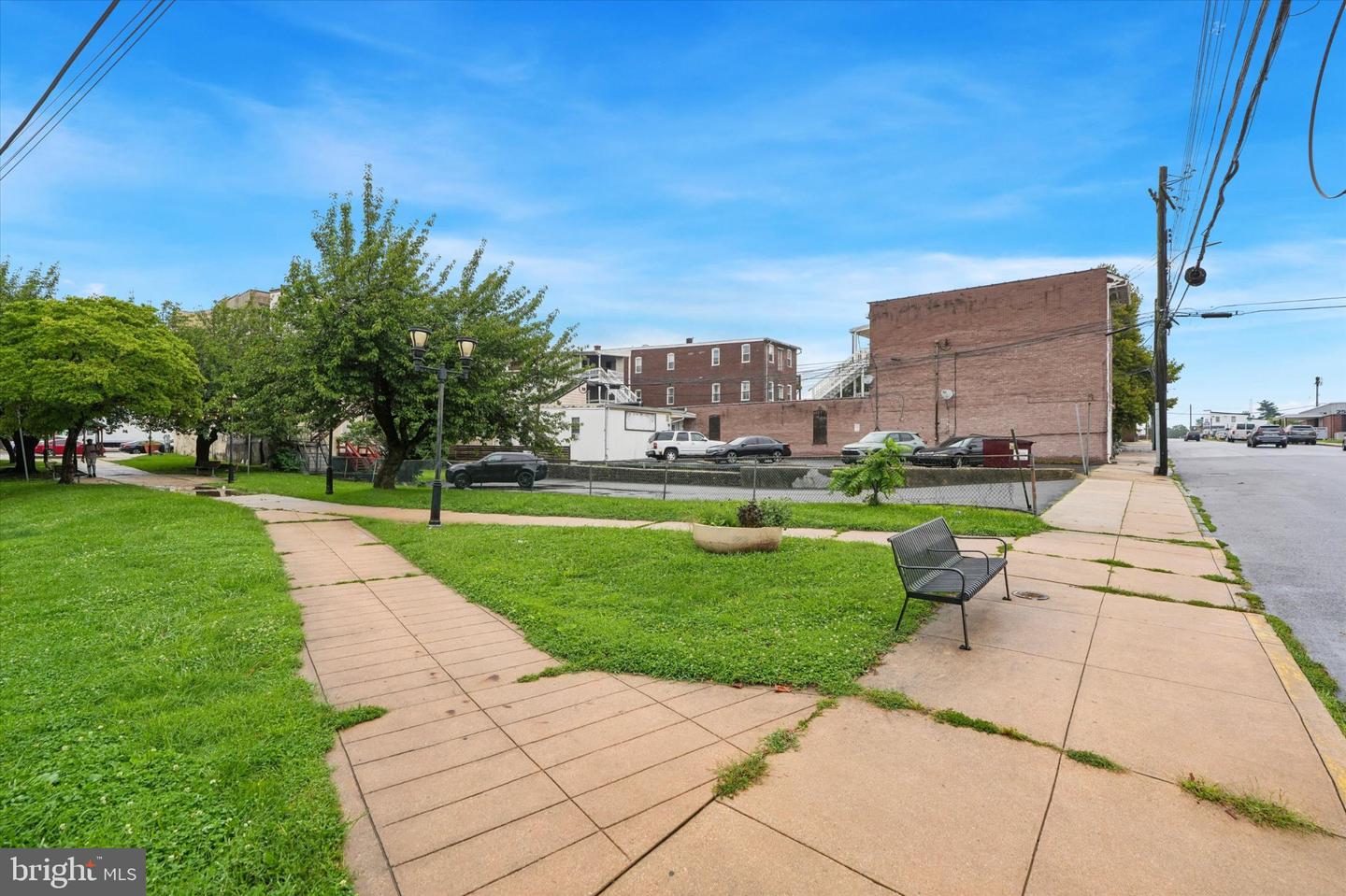 208 E Lincoln Hwy #2 Property Photo 17
