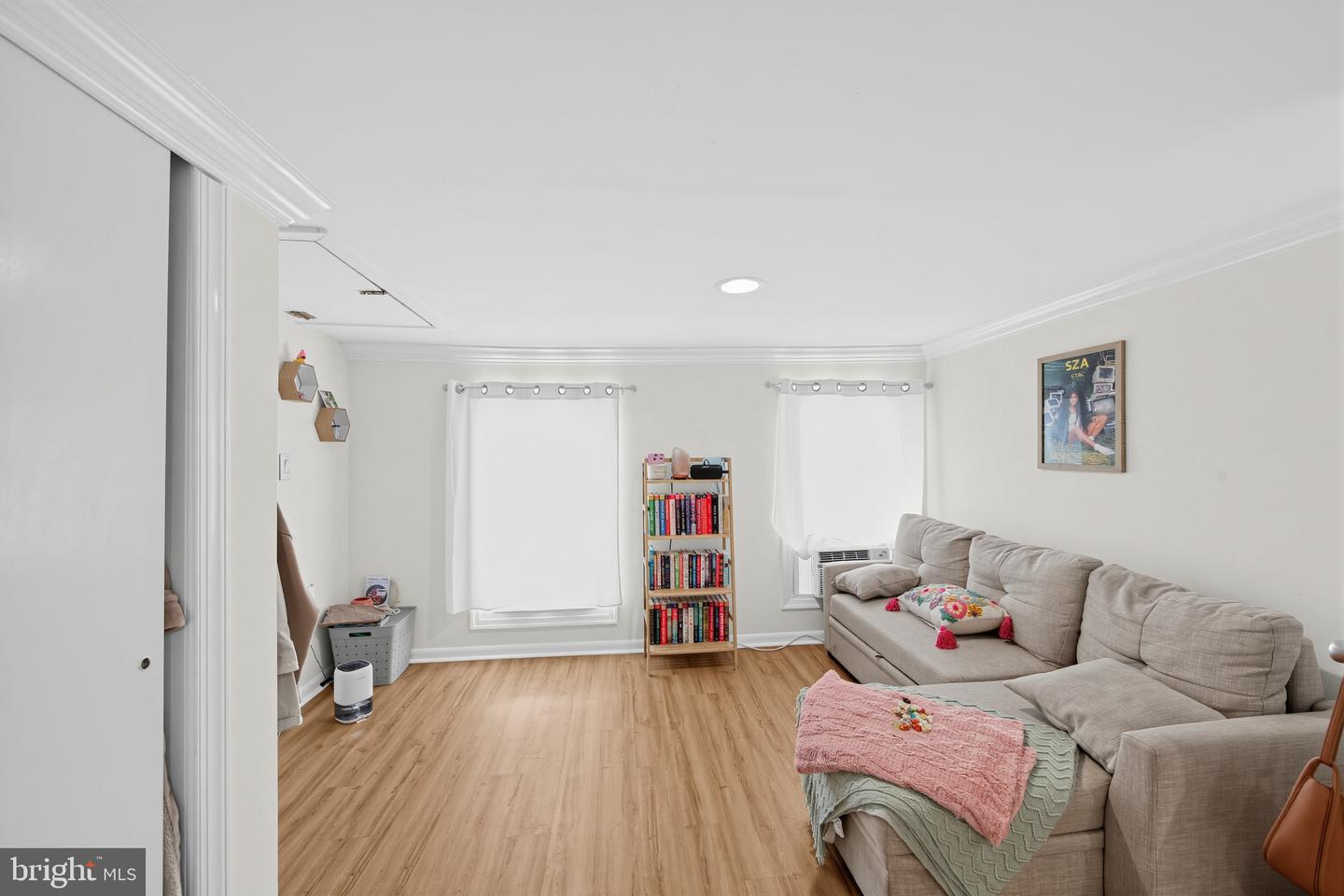 111 W State St Property Photo 31