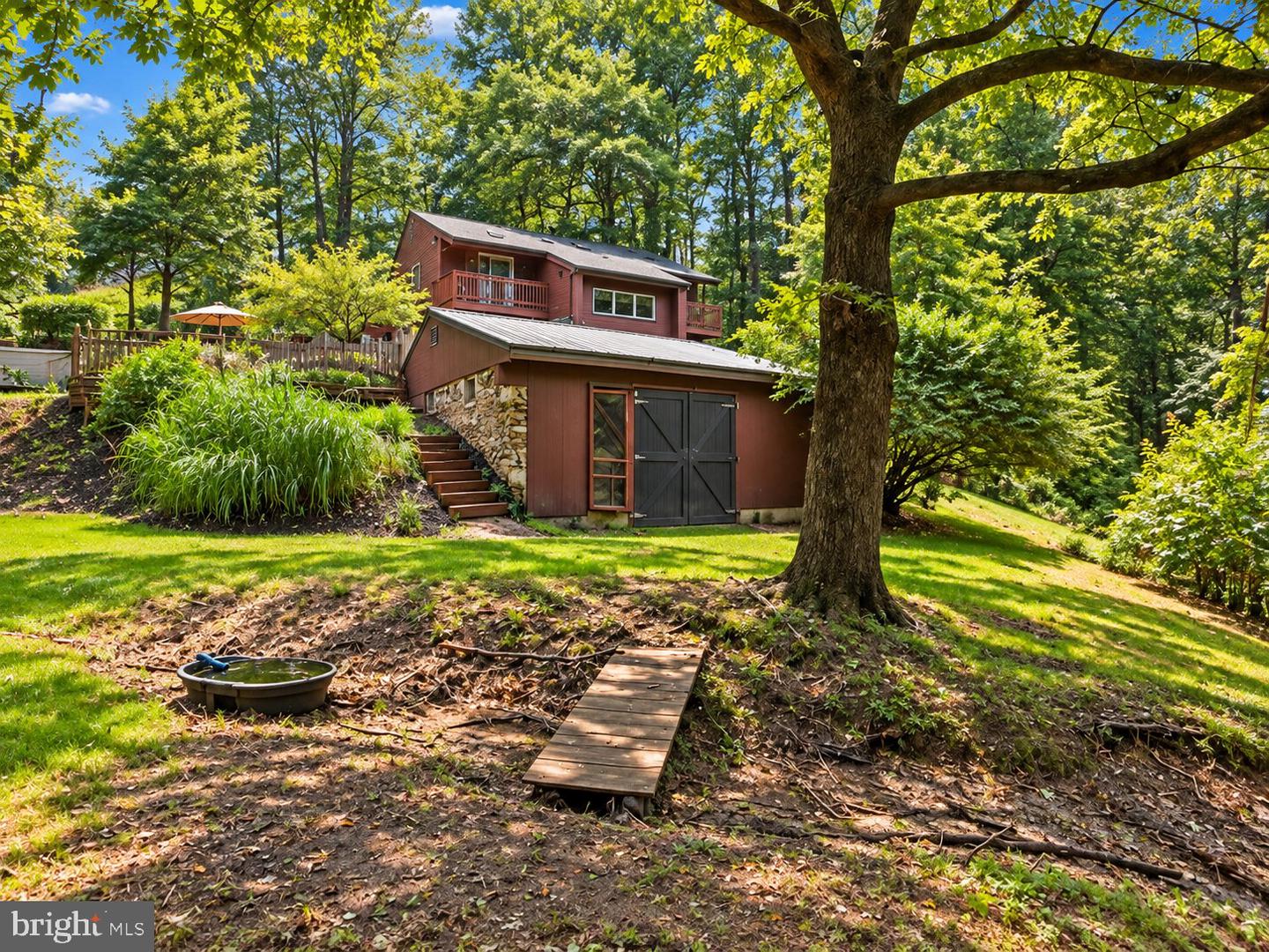 79 E Highland Rd Property Photo 33