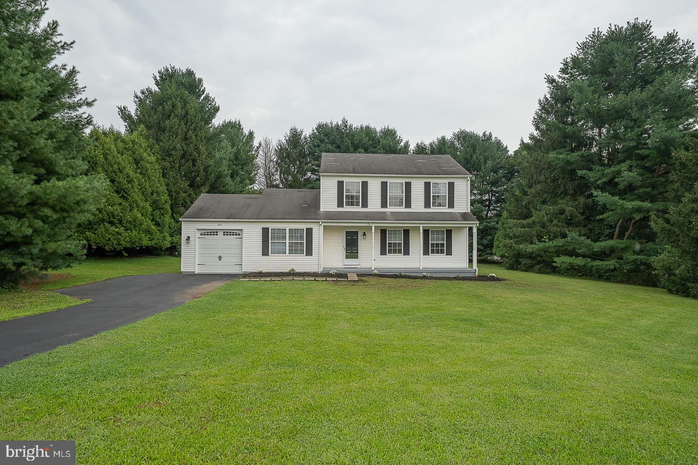335 Trotters Way Property Photo 2