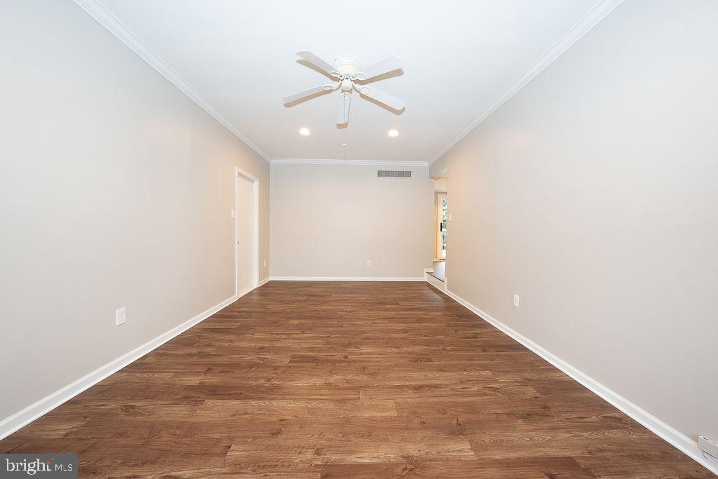 335 Trotters Way Property Photo 13