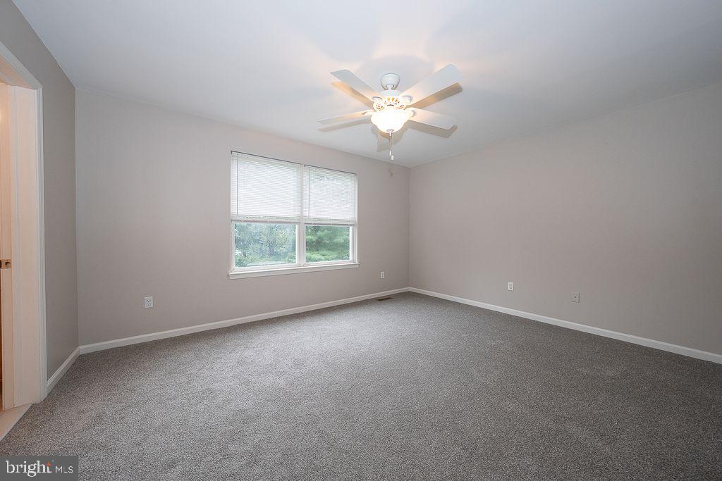 335 Trotters Way Property Photo 22