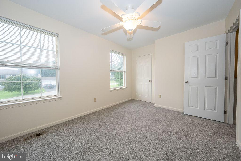 335 Trotters Way Property Photo 24