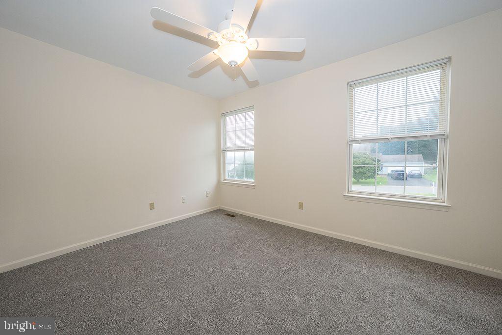335 Trotters Way Property Photo 25