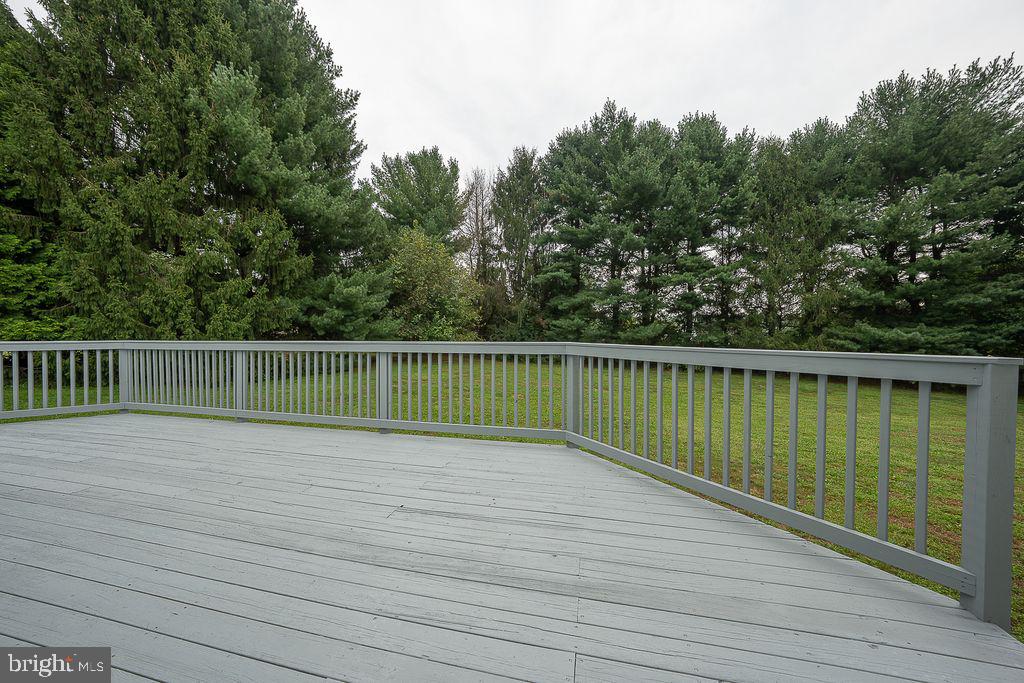 335 Trotters Way Property Photo 35