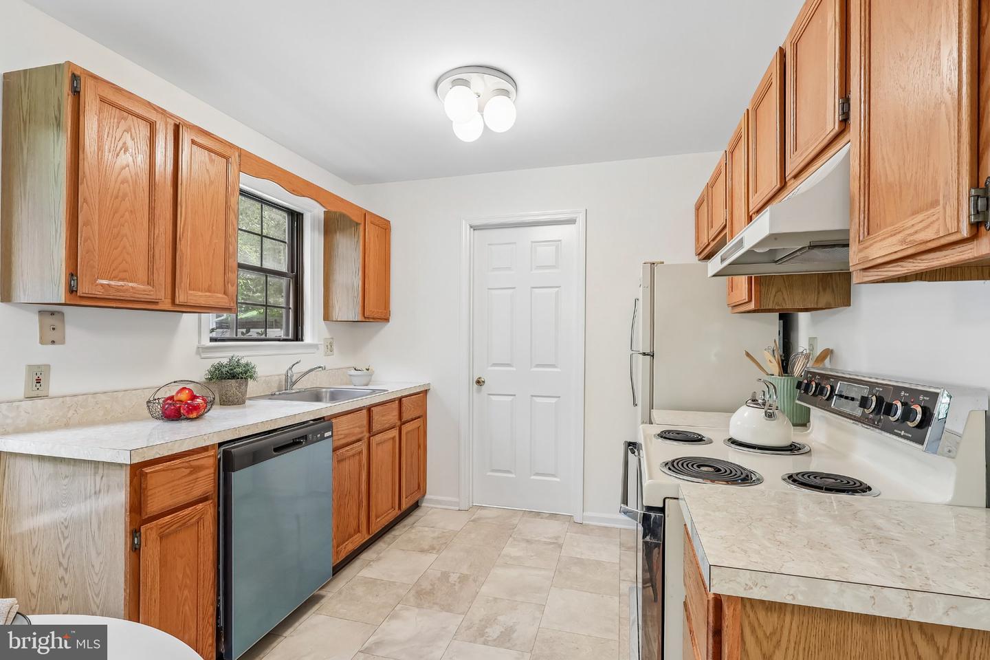 769 Brettingham Ct #601 Property Photo 15