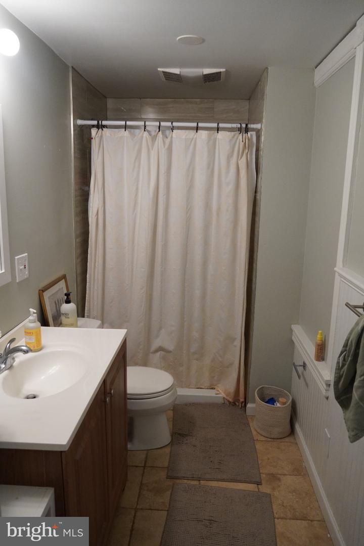 609 Lancaster Ave #3 Property Photo 7
