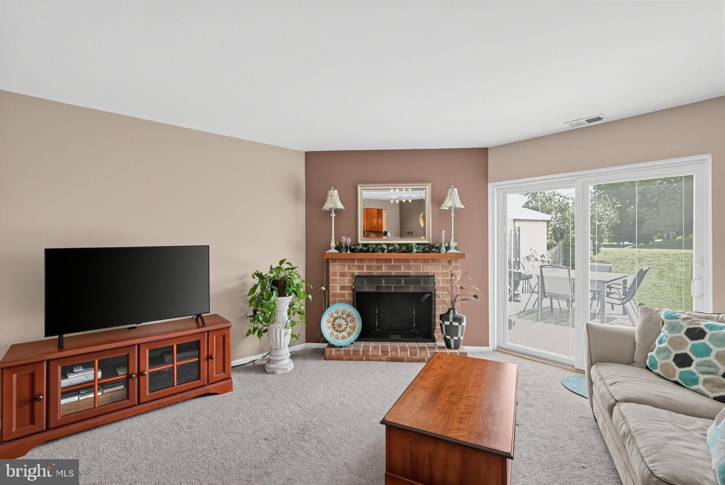 403 Carmarthen Ct Property Photo 14