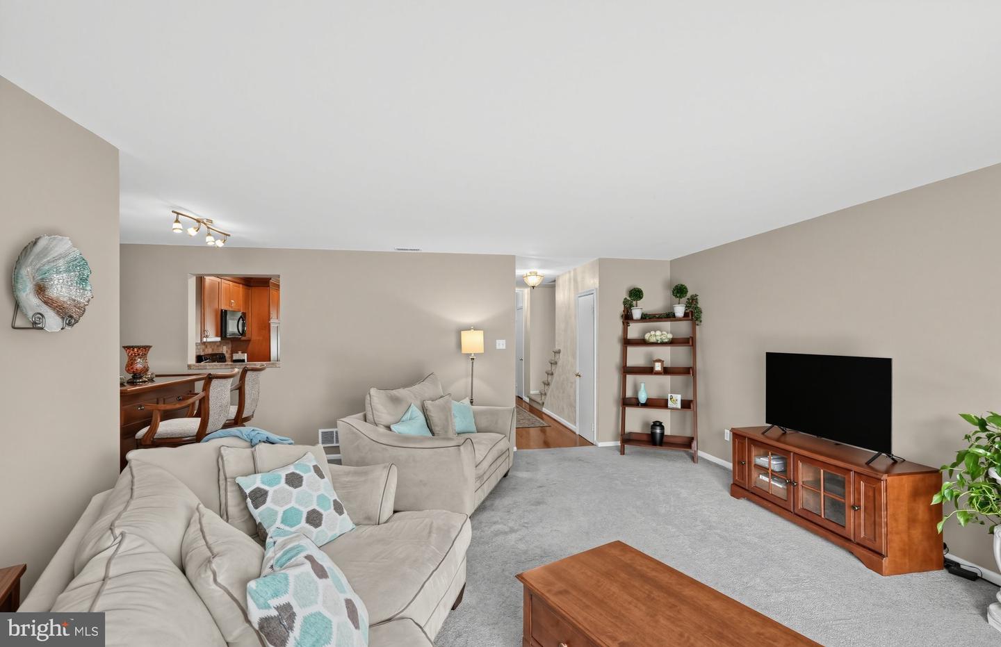 403 Carmarthen Ct Property Photo 15