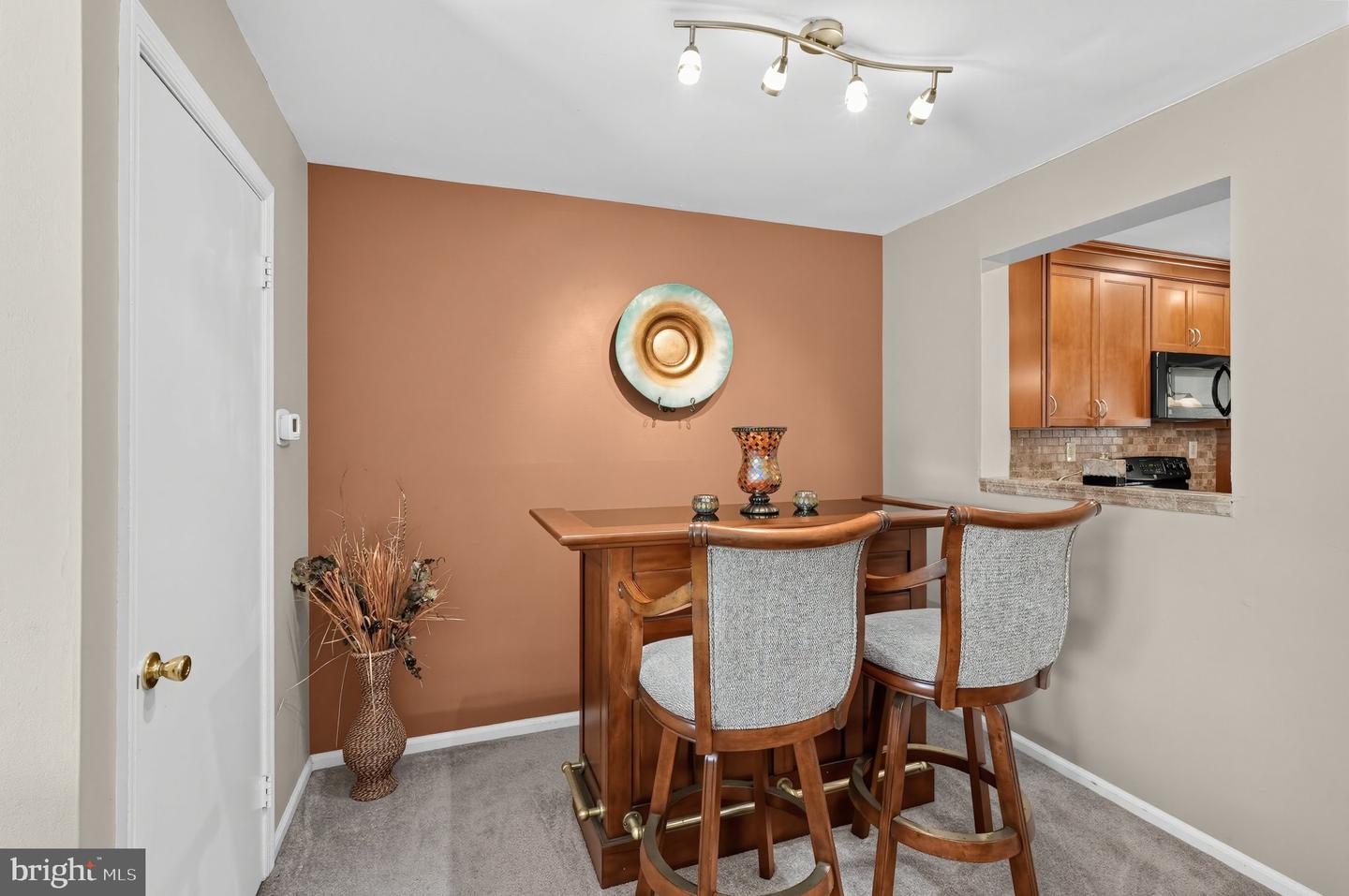 403 Carmarthen Ct Property Photo 17