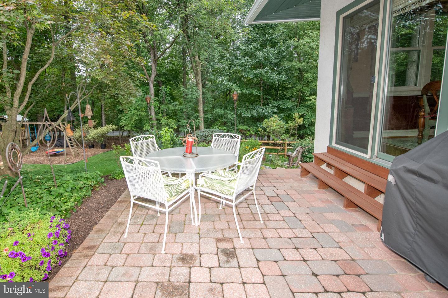 104 Mountain Laurel Ln Property Photo 11