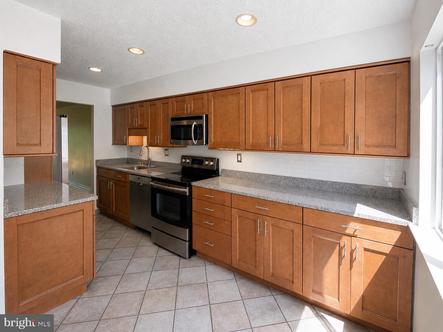 326 Brigade Ct Property Photo 4