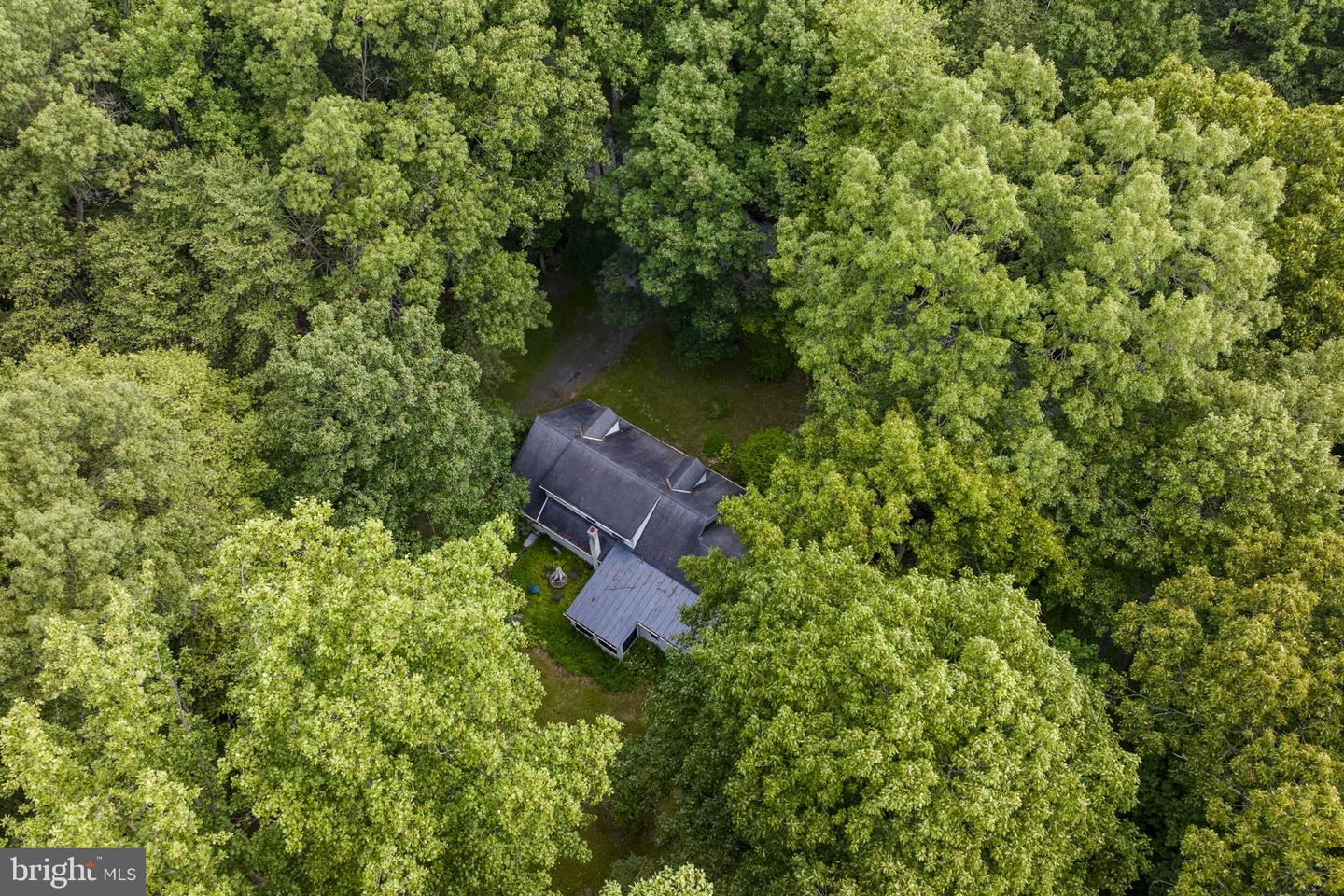 142 Oak Ln Property Photo 16