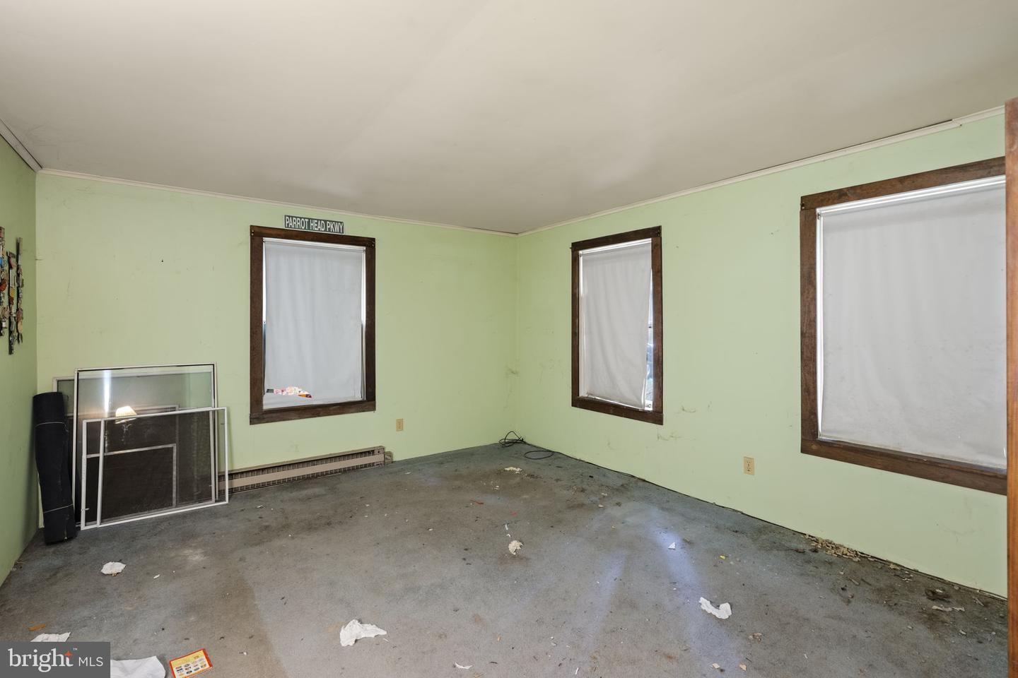 142 Oak Ln Property Photo 29