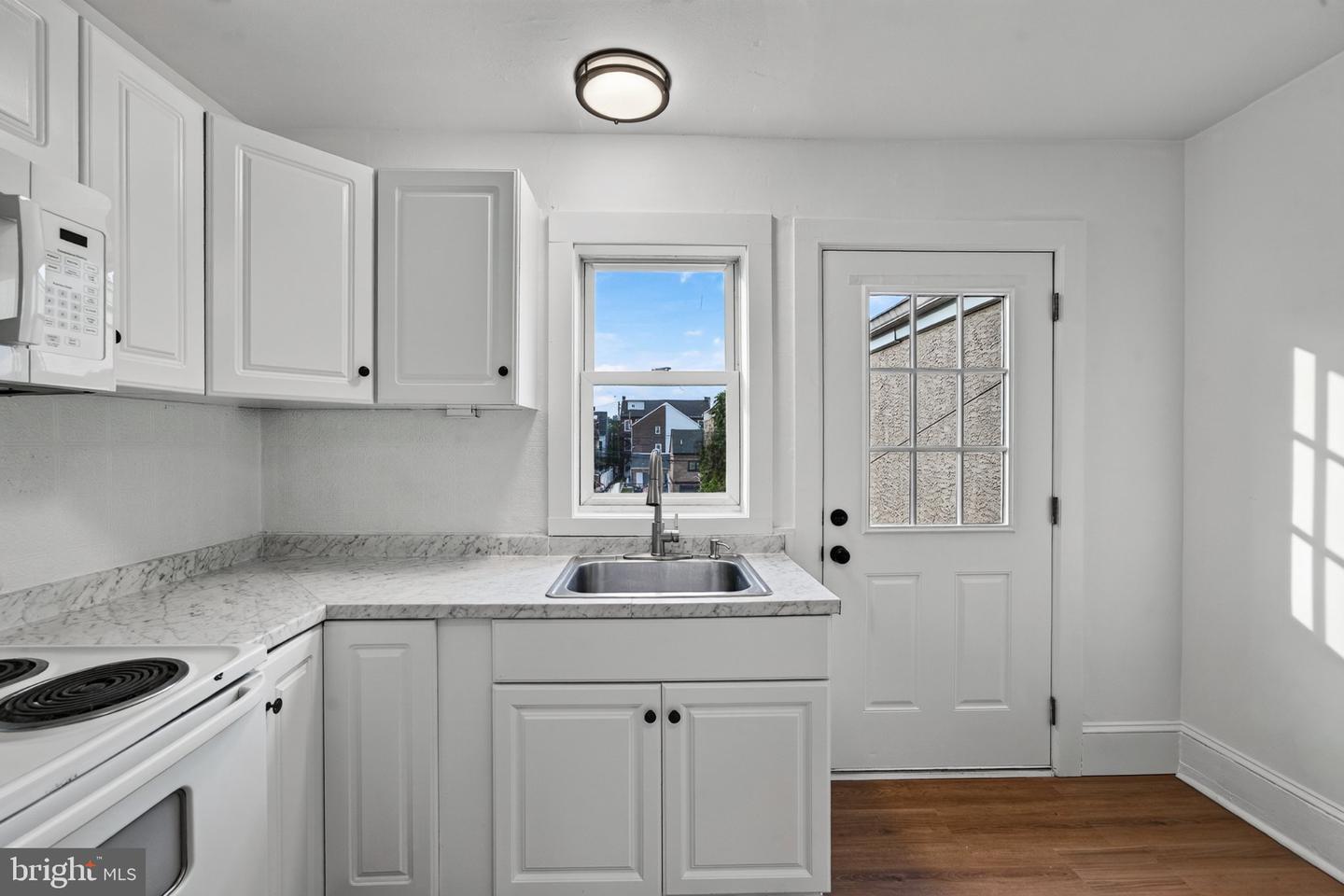 133 E Gay St #3rd Flr Property Photo 3