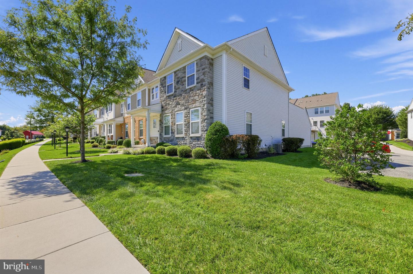 710 Sun Valley Ct Property Photo 1