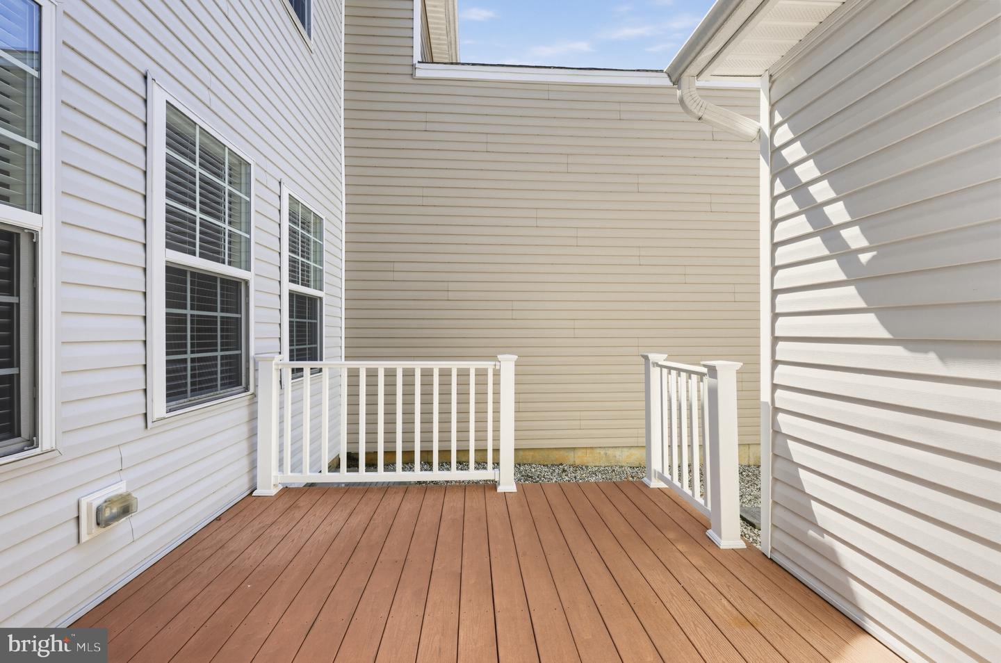 710 Sun Valley Ct Property Photo 4