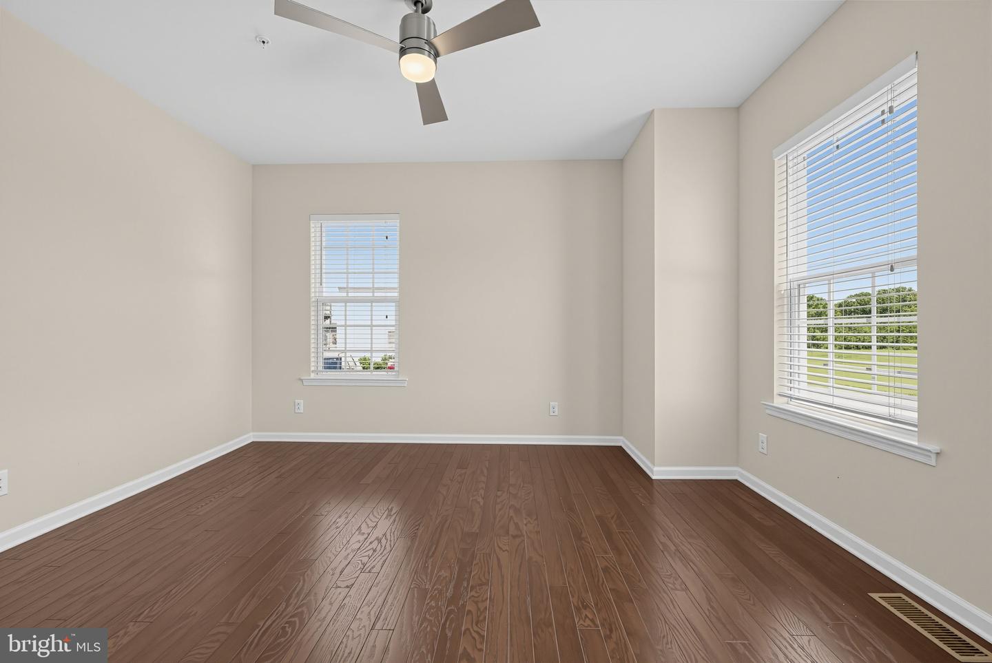 710 Sun Valley Ct Property Photo 10