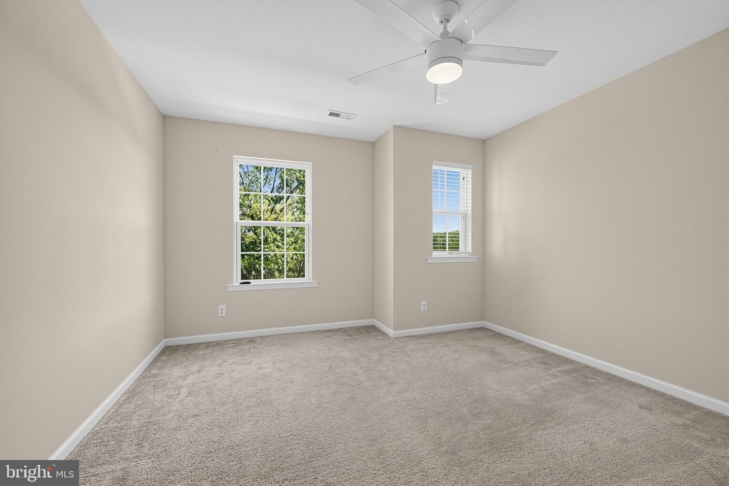 710 Sun Valley Ct Property Photo 13