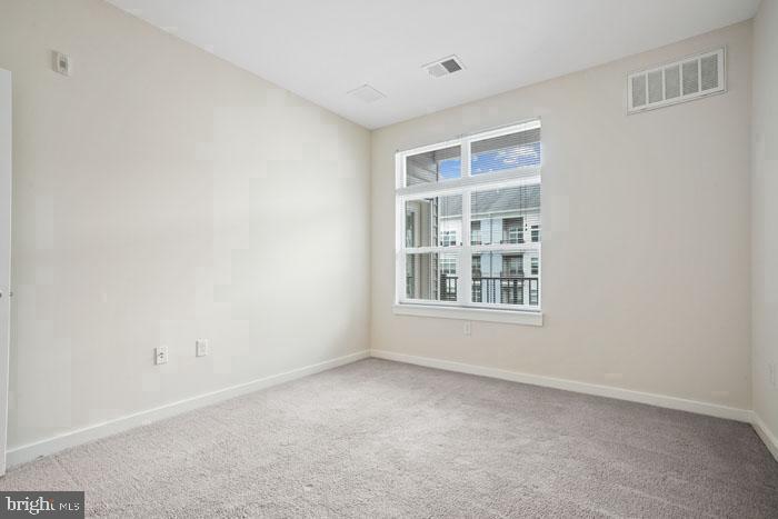 131 Bridge St #1404 Property Photo 100