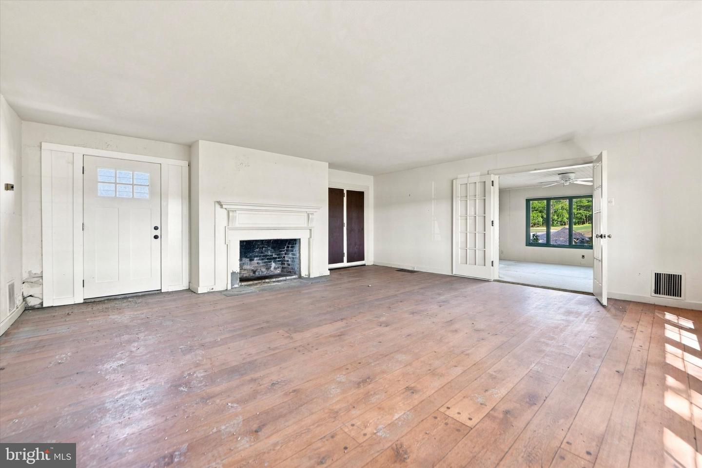 949 E Swedesford Rd Property Photo 12