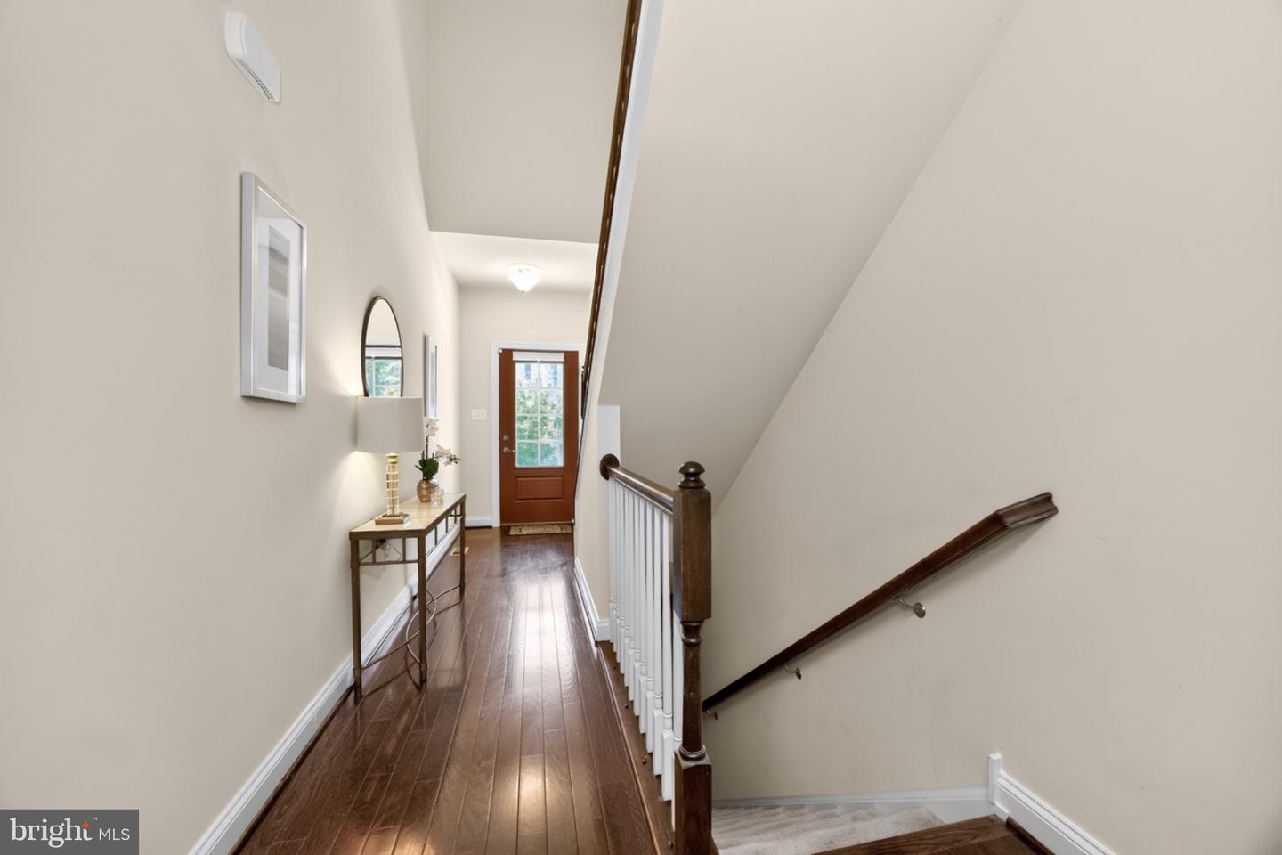 607 Cliff Ln Property Photo 32
