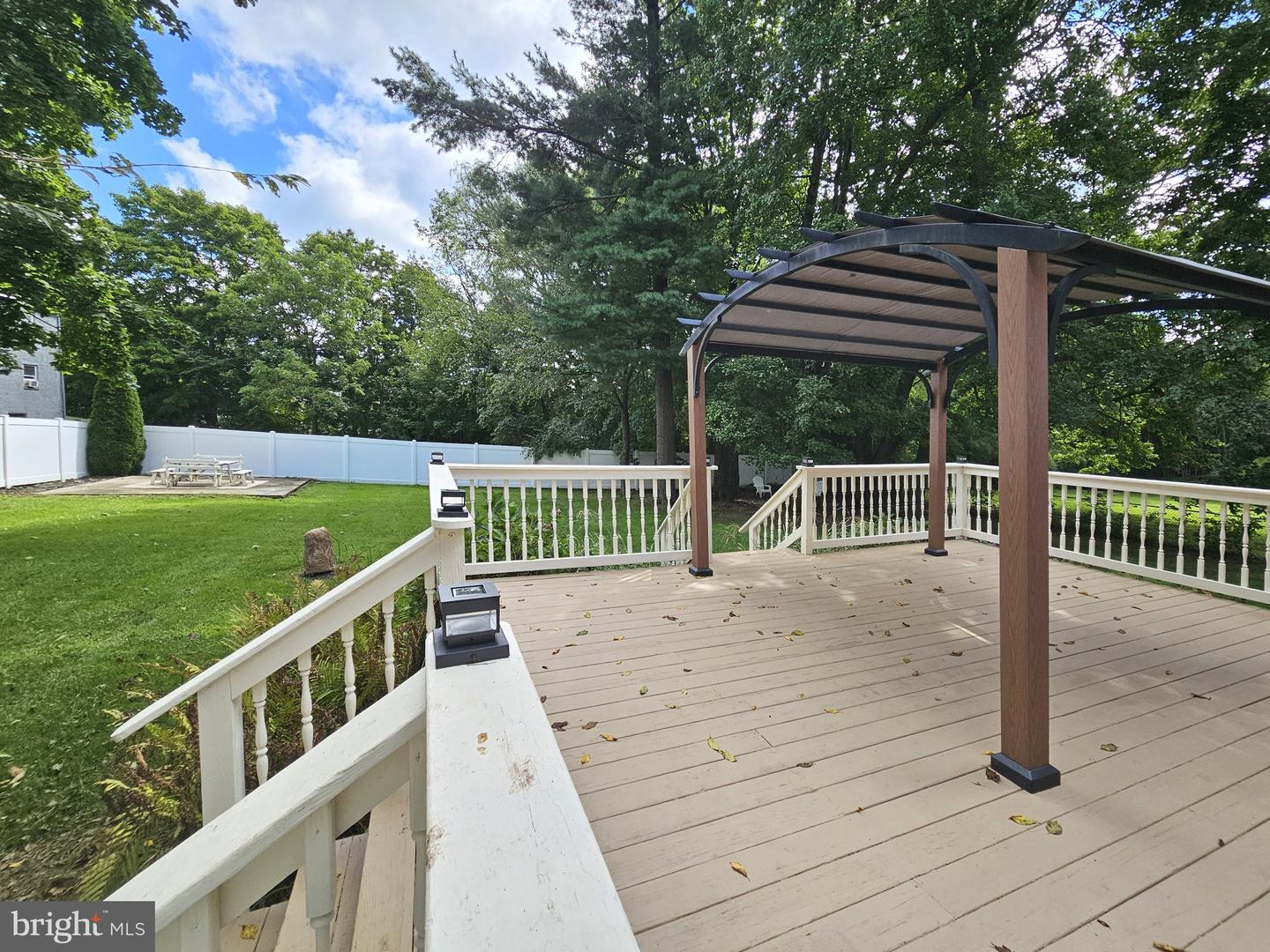 143 Rainbow Rd Property Photo 26