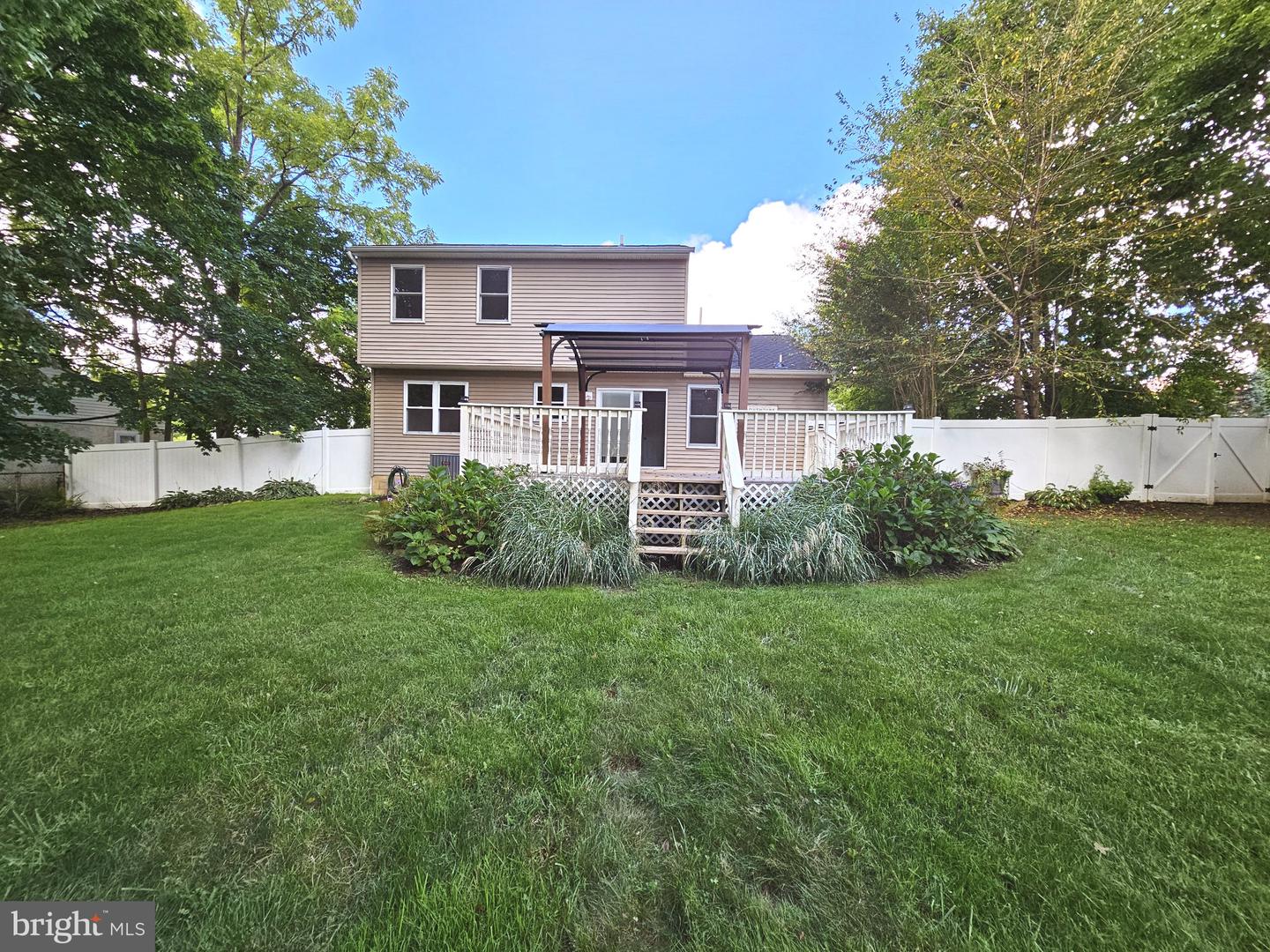 143 Rainbow Rd Property Photo 30