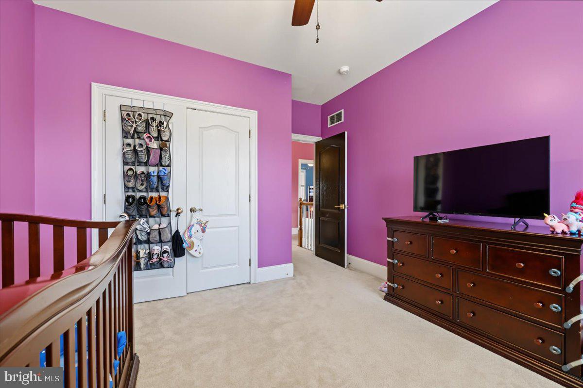 410 Thistle Dr Property Photo 34