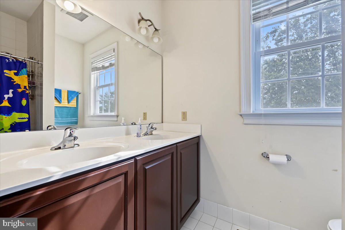 410 Thistle Dr Property Photo 35
