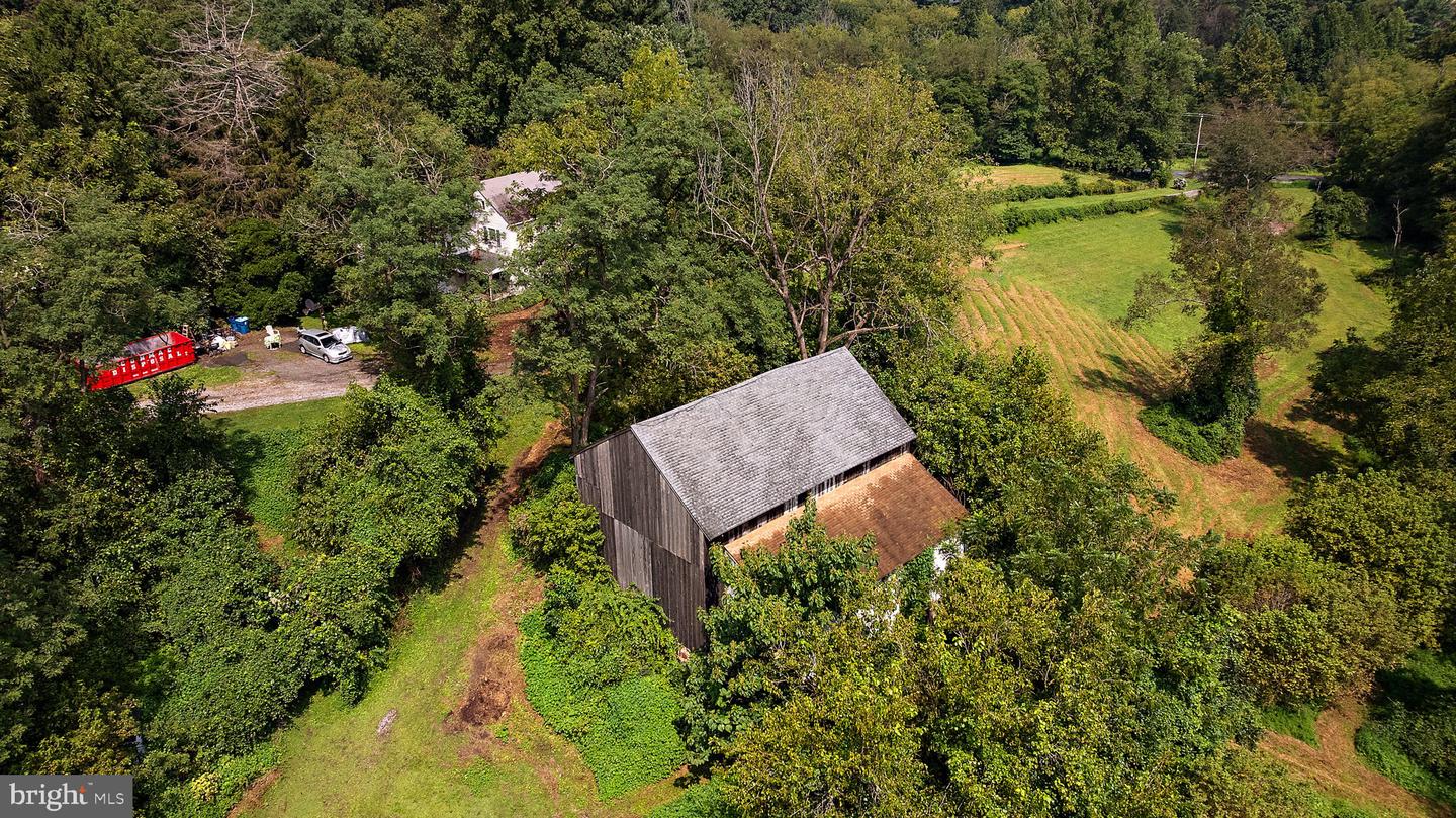 217 Bucktoe Rd Property Photo 30