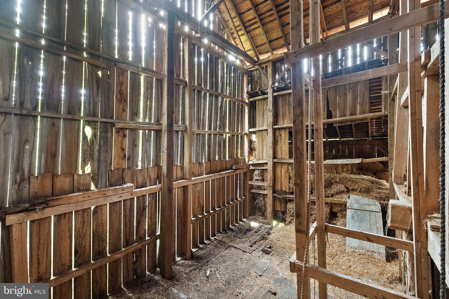 217 Bucktoe Rd Property Photo 32