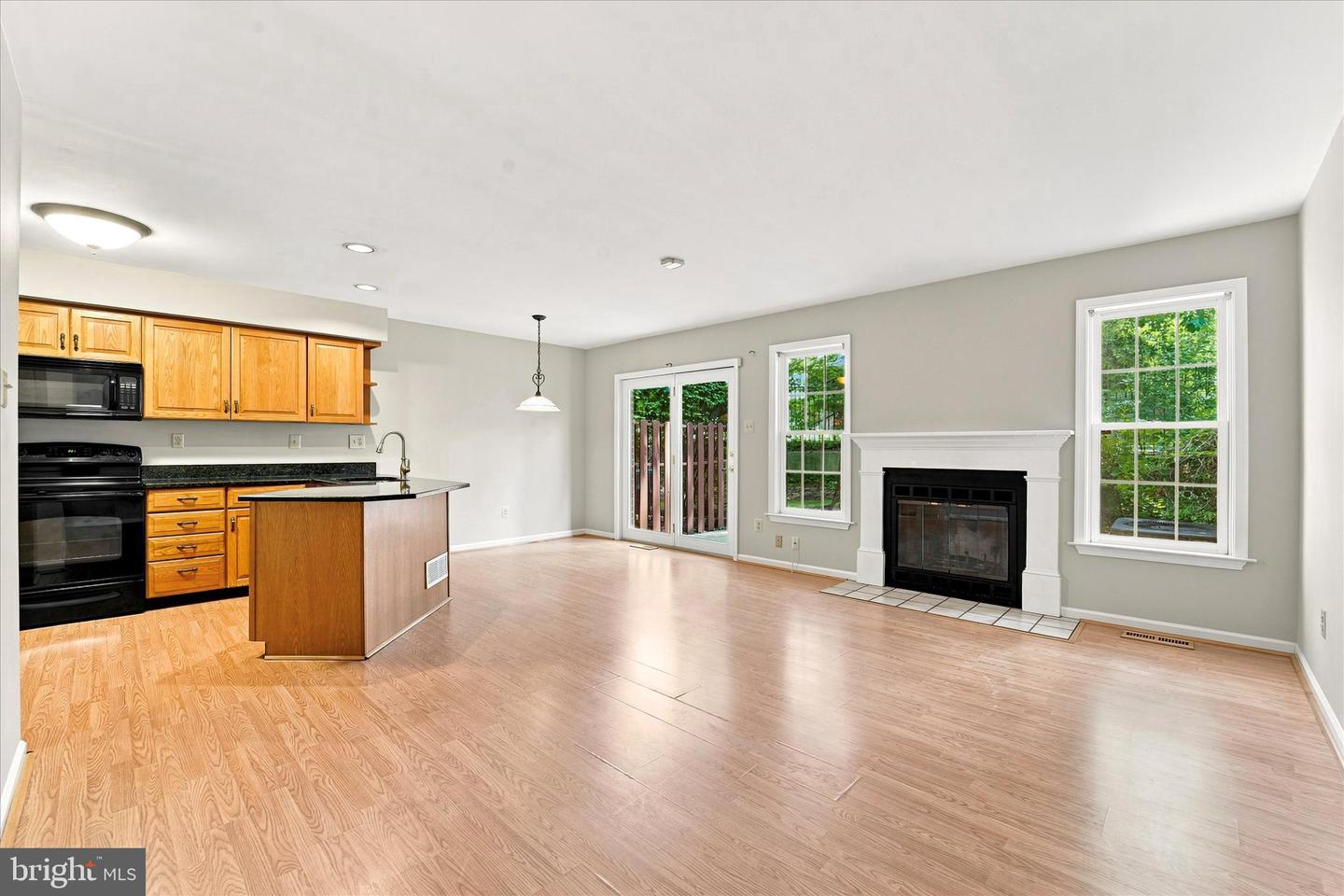 302 Brighton Cir Property Photo 15