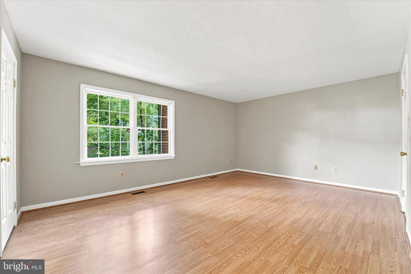 302 Brighton Cir Property Photo 20