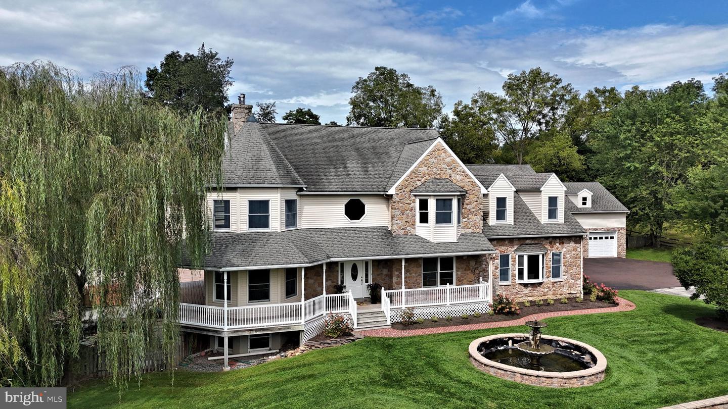 2 Traber Ln Property Photo 1