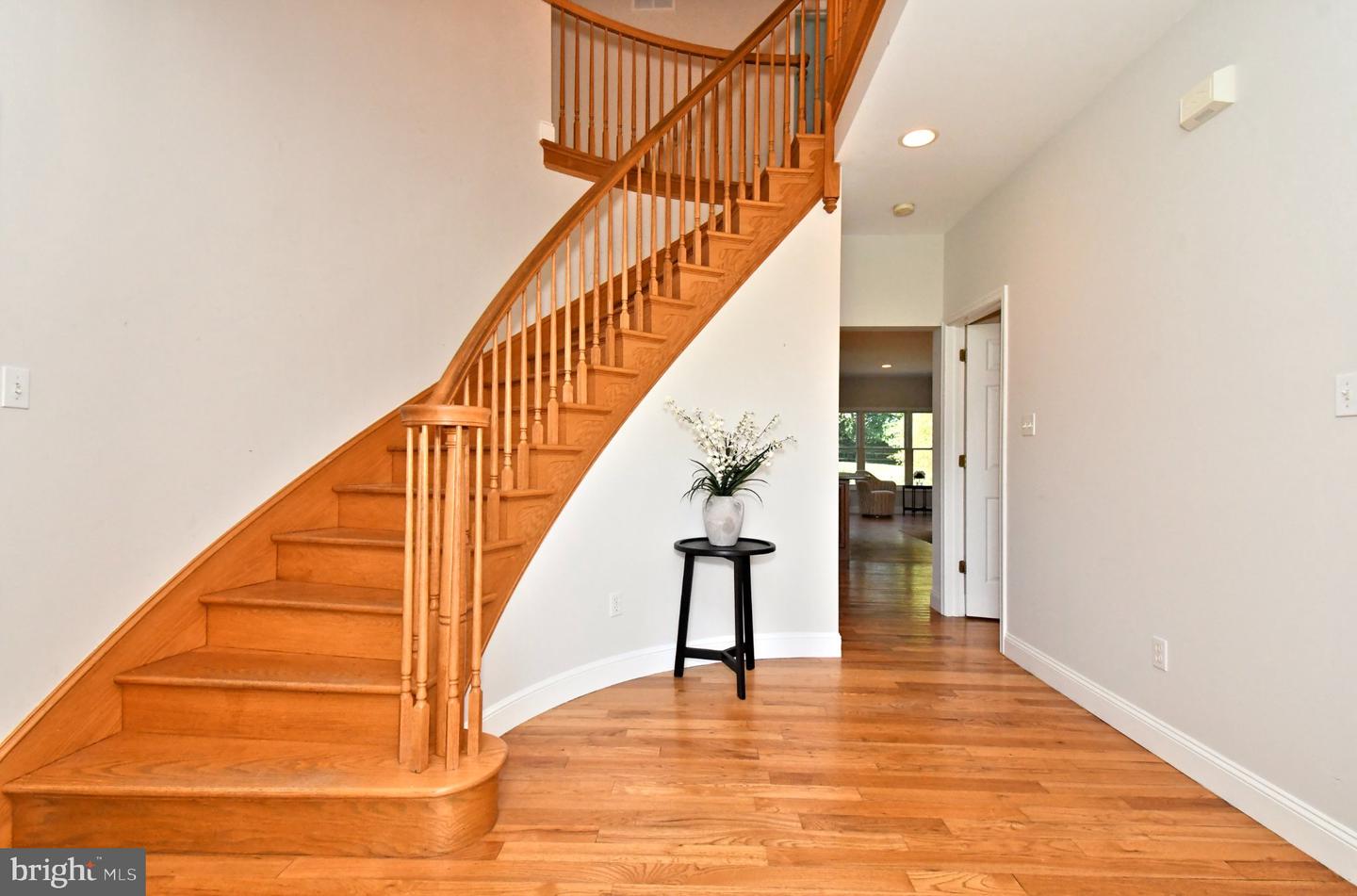 2 Traber Ln Property Photo 10
