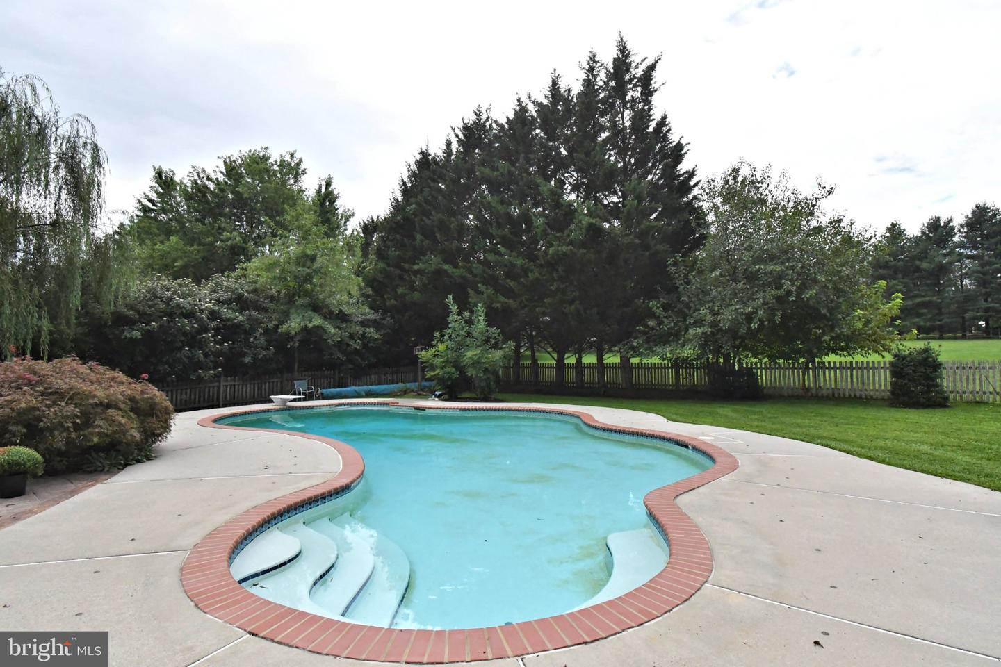 2 Traber Ln Property Photo 21
