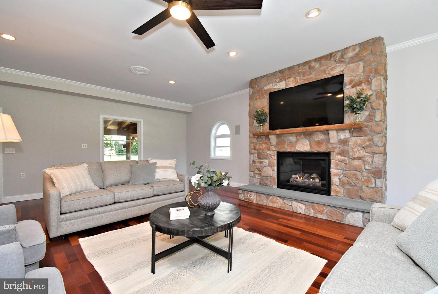 2 Traber Ln Property Photo 32
