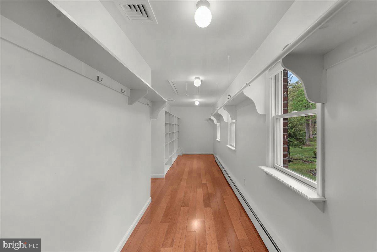 1674 High Point Ln Property Photo 31
