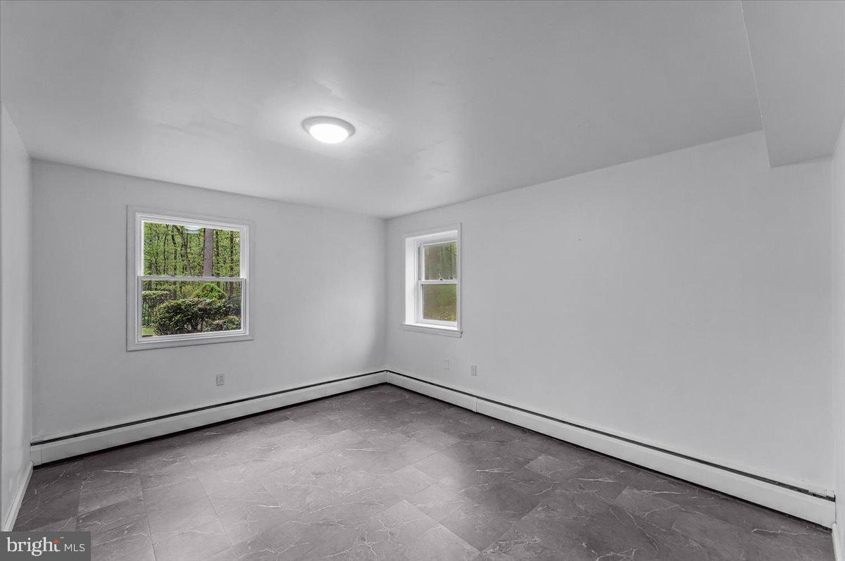 1674 High Point Ln Property Photo 35