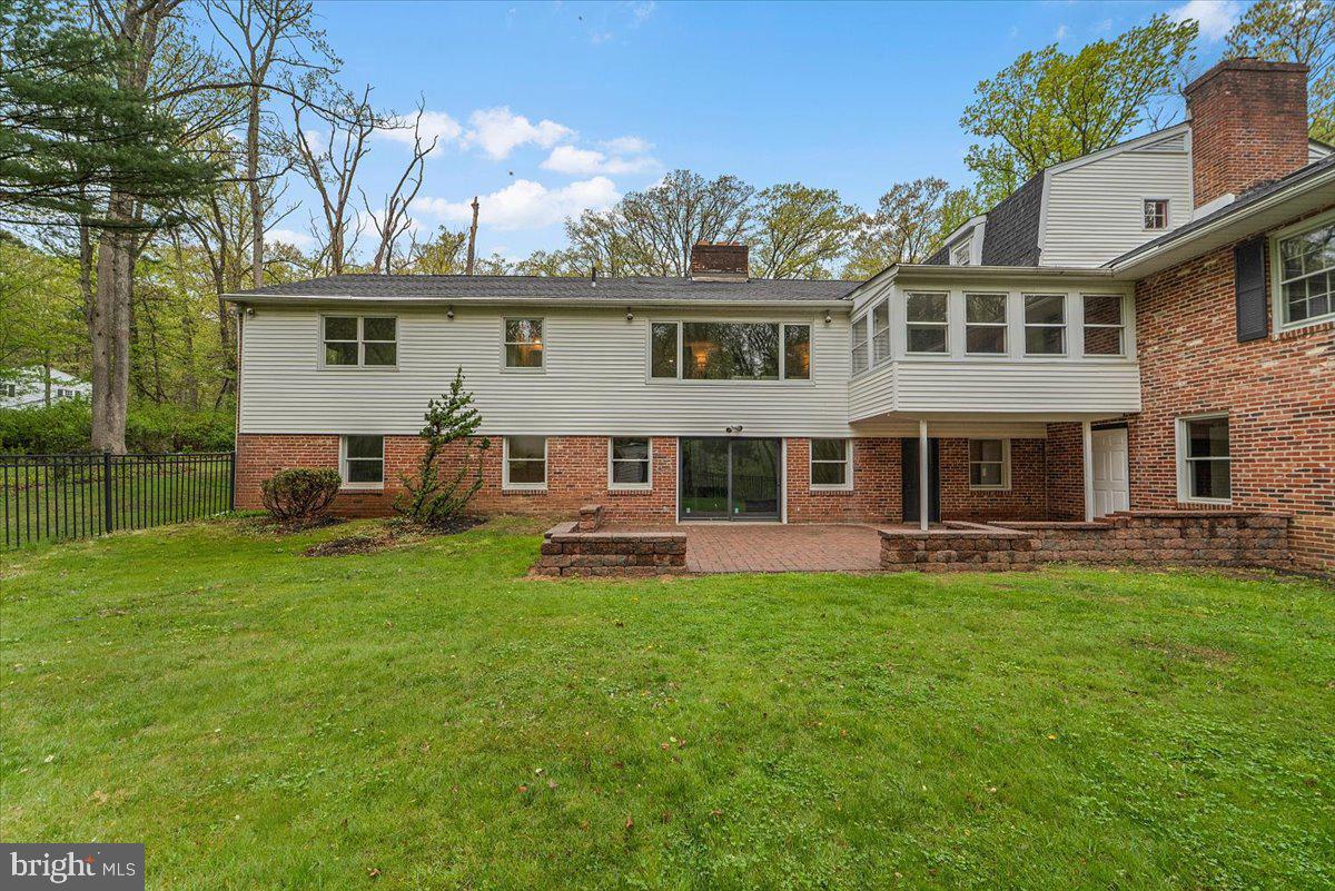 1674 High Point Ln Property Photo 40