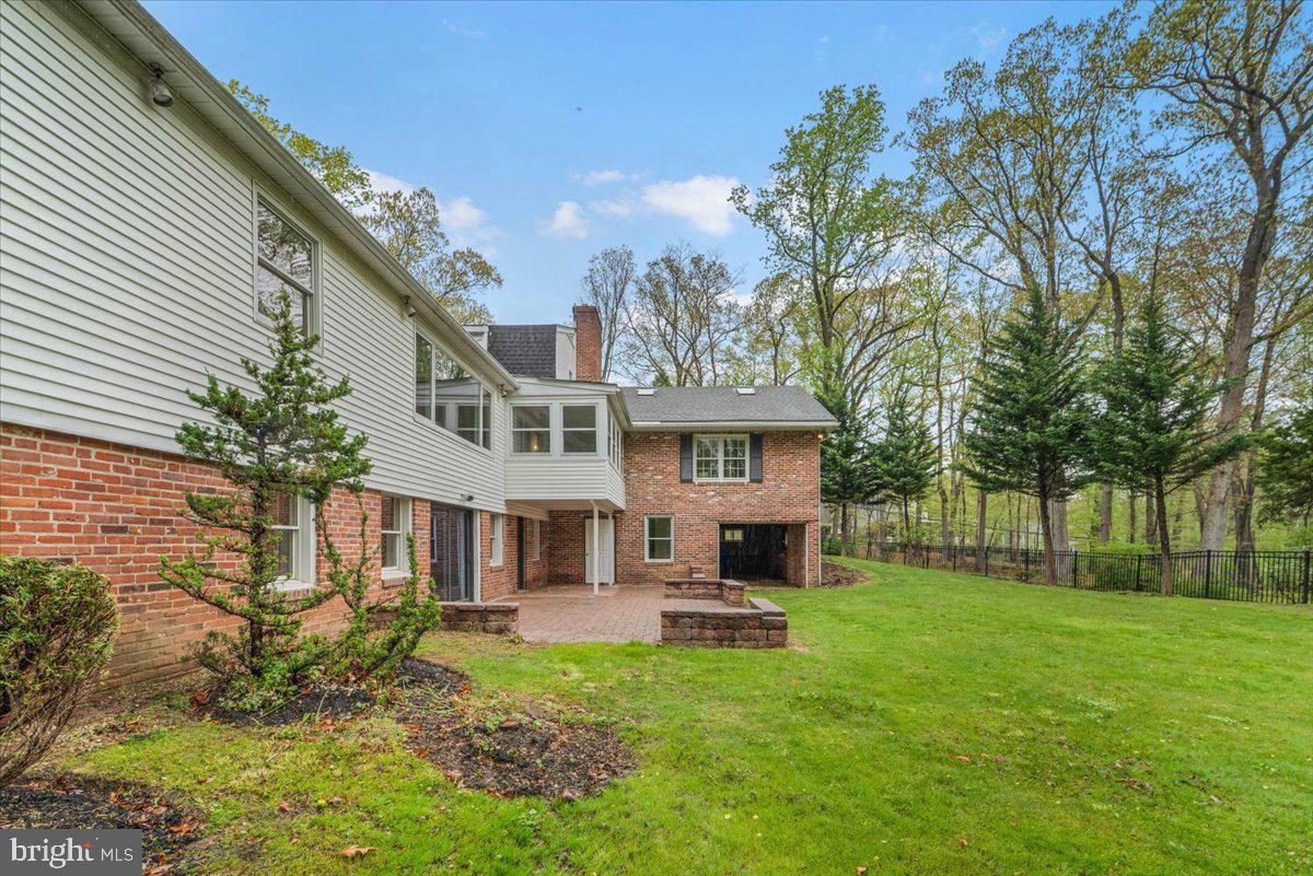 1674 High Point Ln Property Photo 41