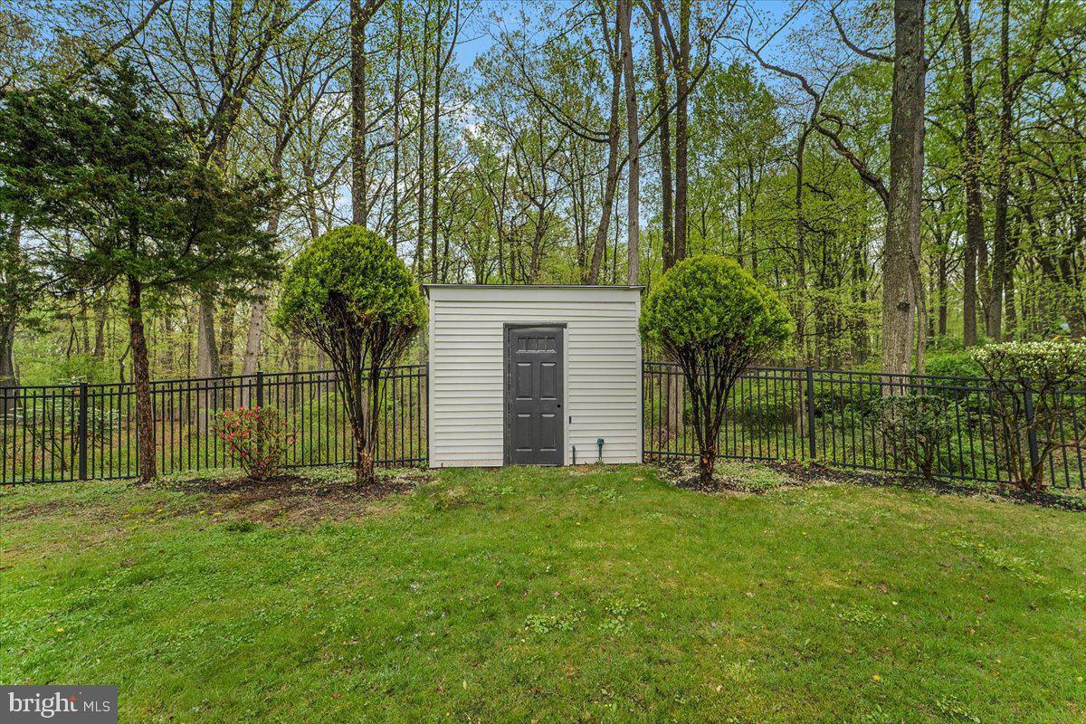 1674 High Point Ln Property Photo 45