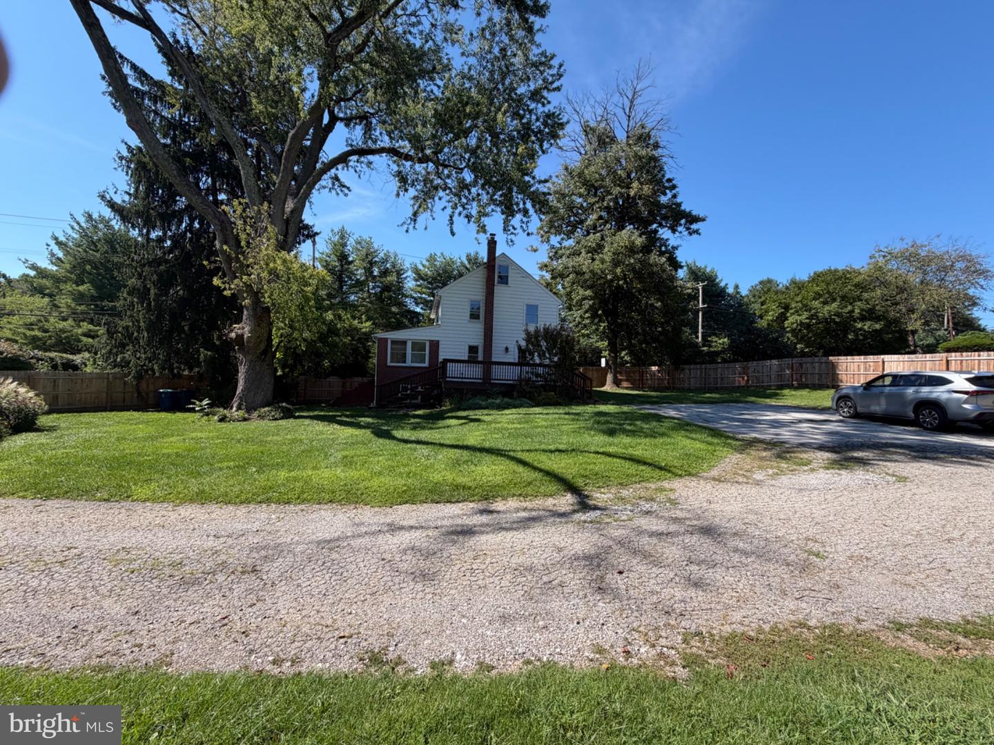 1247 Phoenixville Pike Property Photo 4