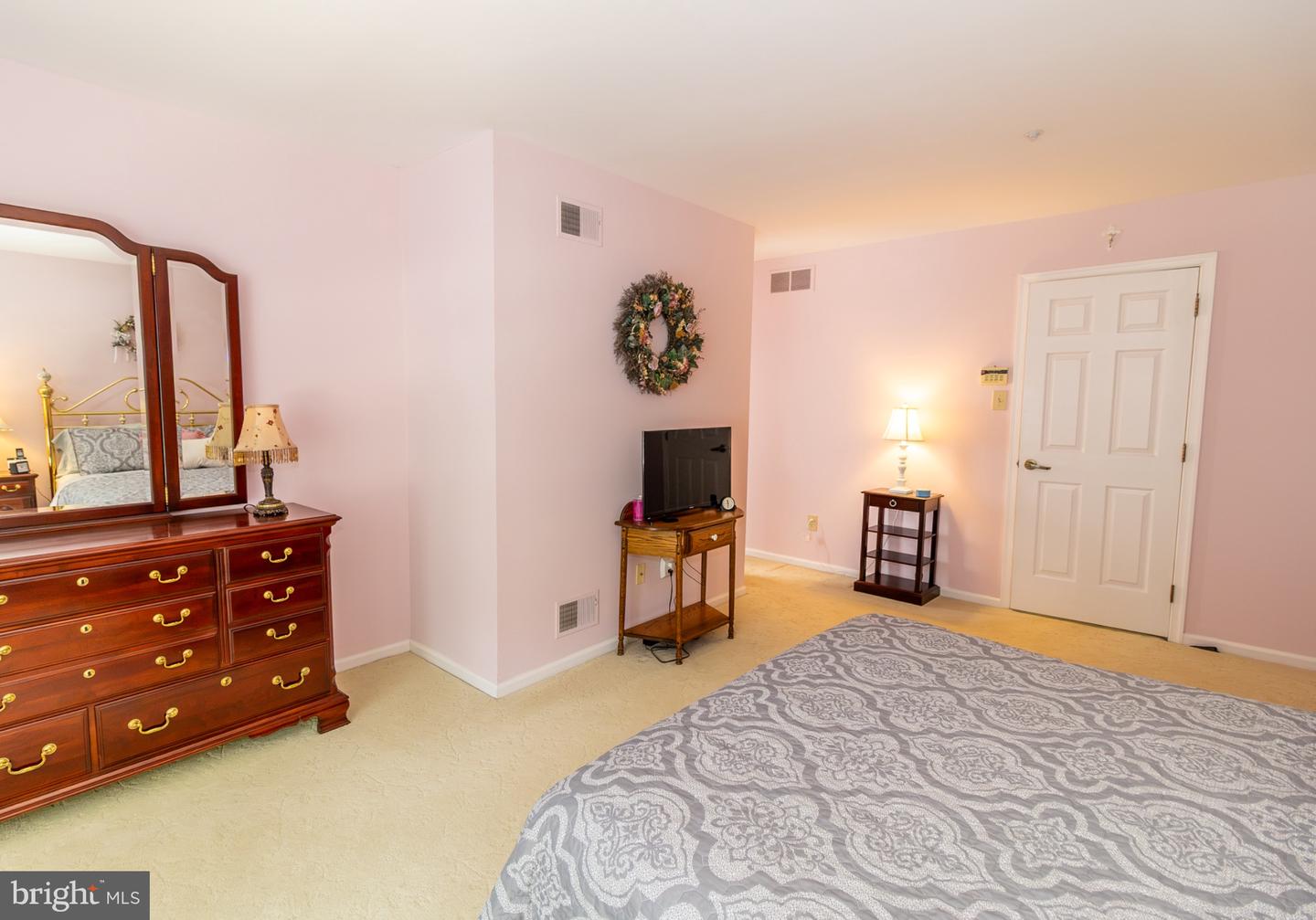320 Shetland Dr #320 Property Photo 26