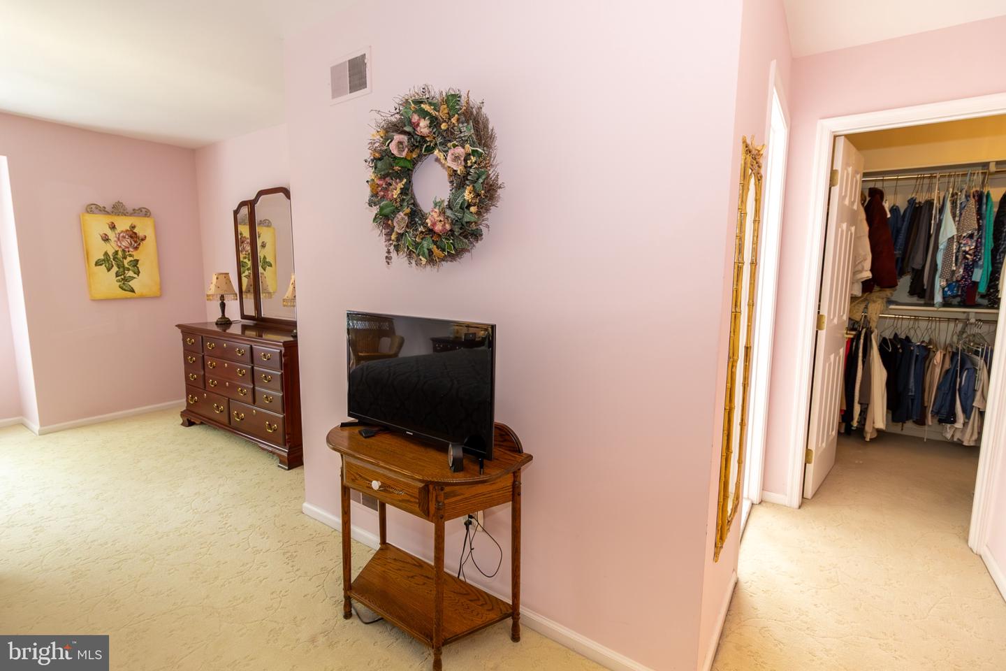 320 Shetland Dr #320 Property Photo 27